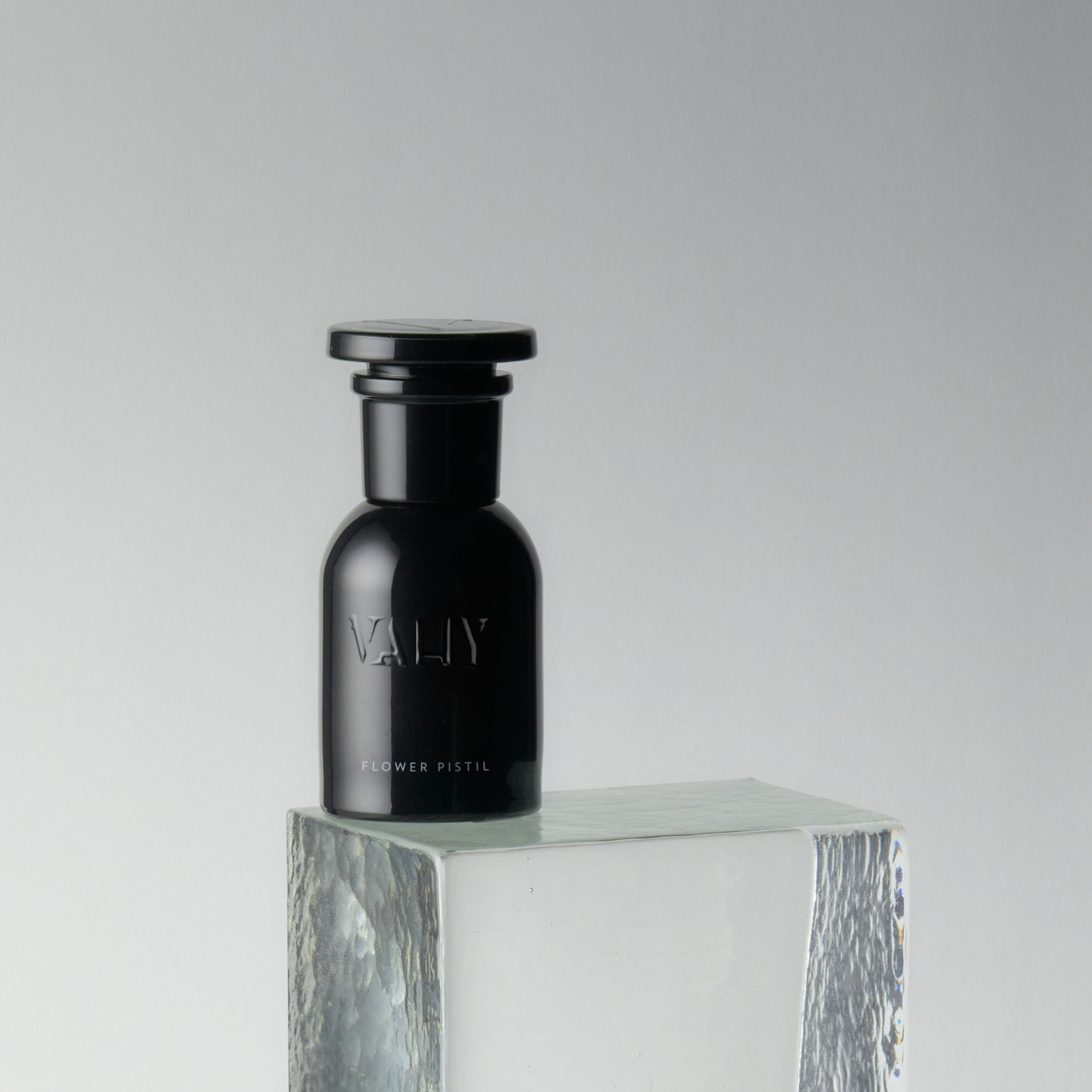 VAHY perfumes are multi-award winning, genderless, long-lasting, vegan and cruelty-free, transparently made, sustainable, and crafted by world-leading perfumers.