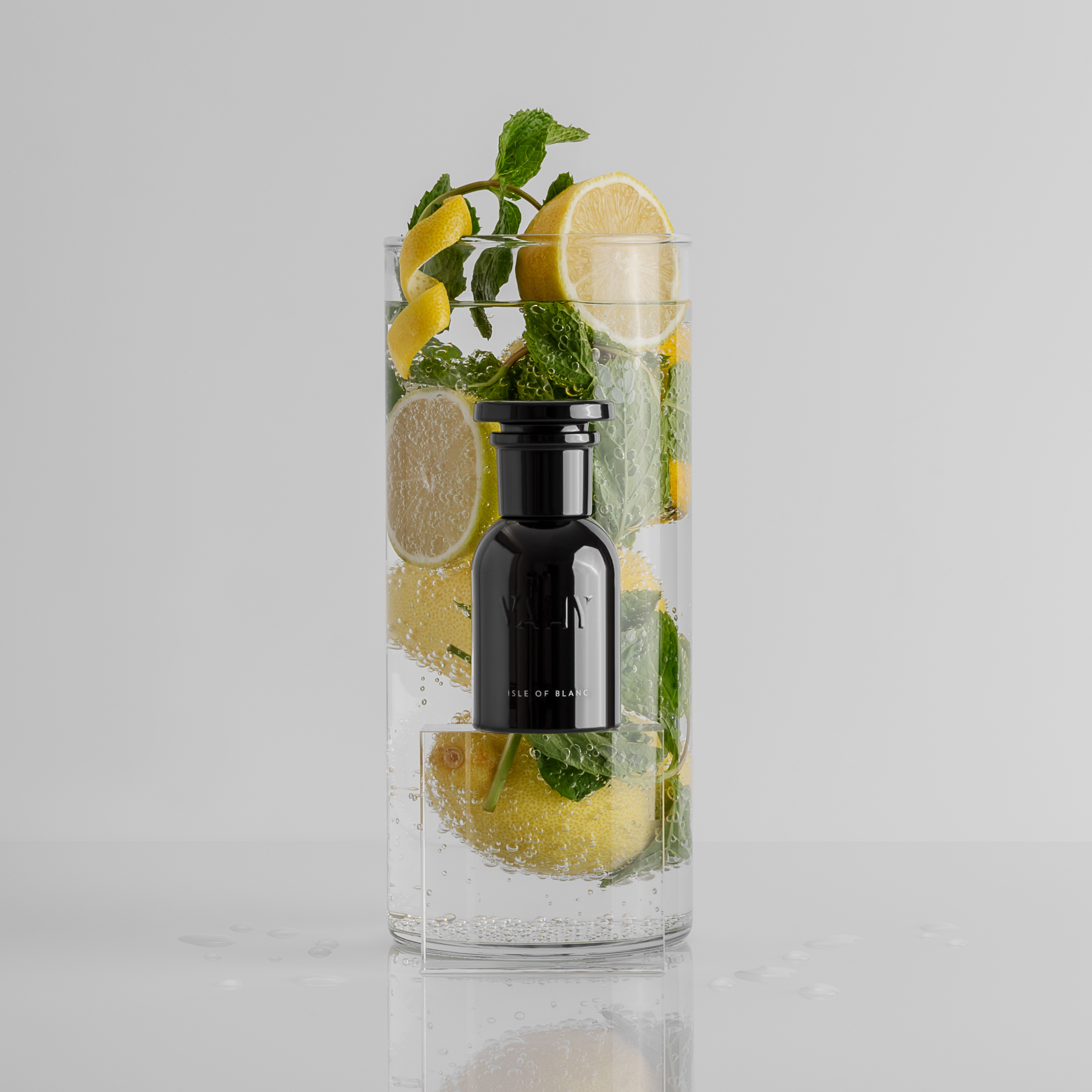 Isle of Blanc Perfume