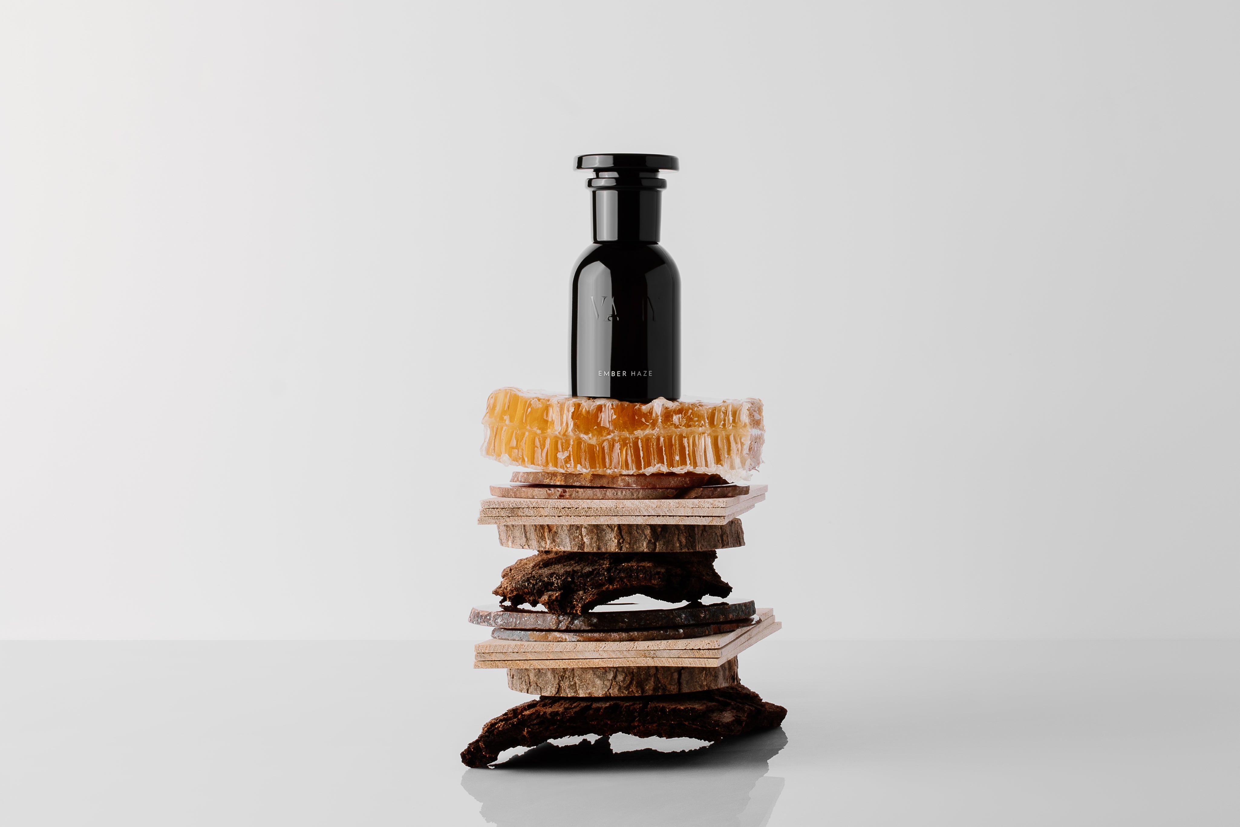 Image2_EmberHaze50ml_a5366b54-2038-439e-a98d-aacd0999522f.jpg