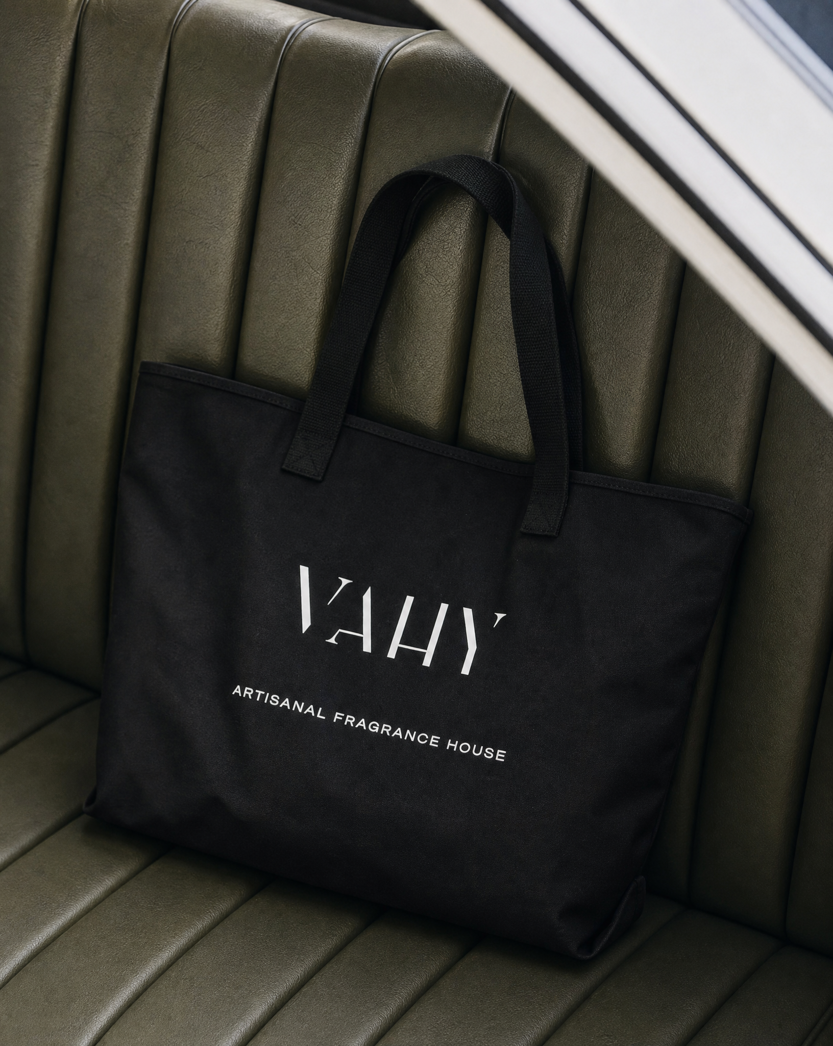 » VAHY Travel Tote Bag ($58 FREE GIFT FOR YOU)